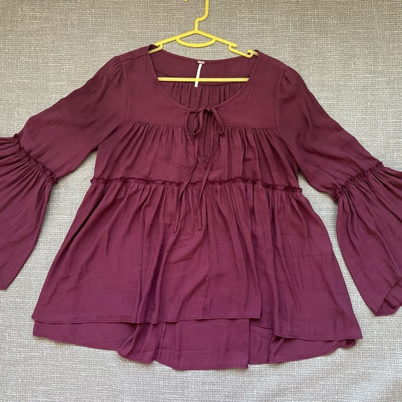 FREE PEOPLE Size Small Plum Size Medium Tiered Peasant Blouse BoHo Top - Picture 4 of 14